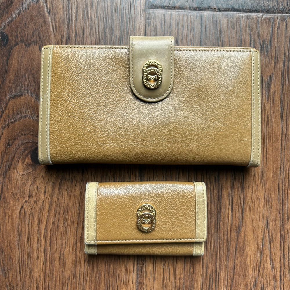 Set of Bvlgari Wallet and Keyholder Wallet